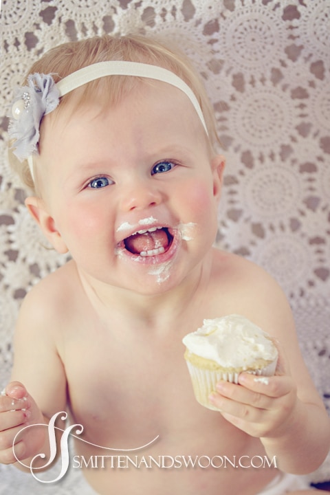 cupcake-birthday-smash-photography