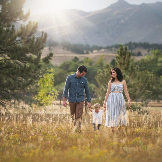what to wear for your photo session - family in blue - Boulder photographer